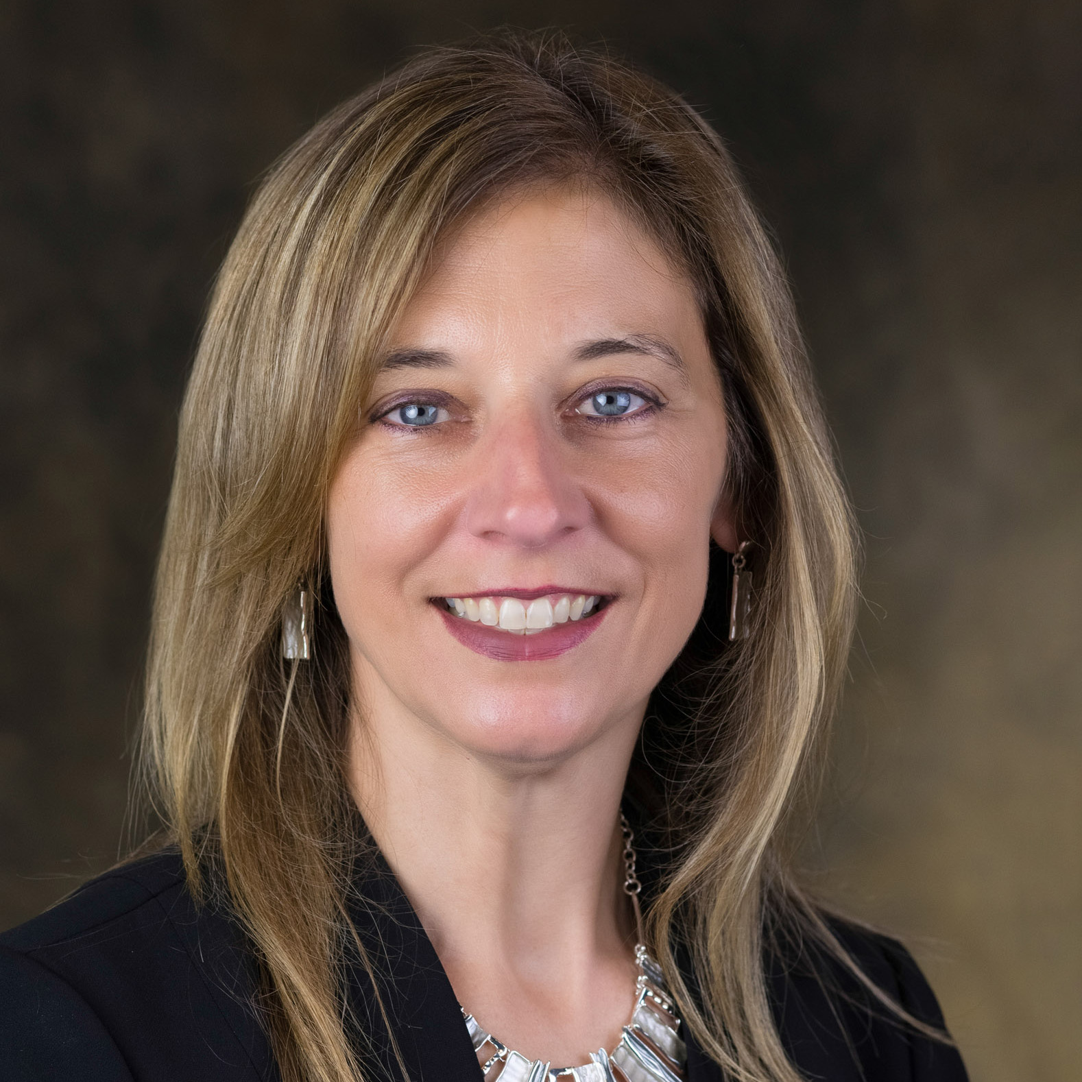 Sue Kelley Headshot